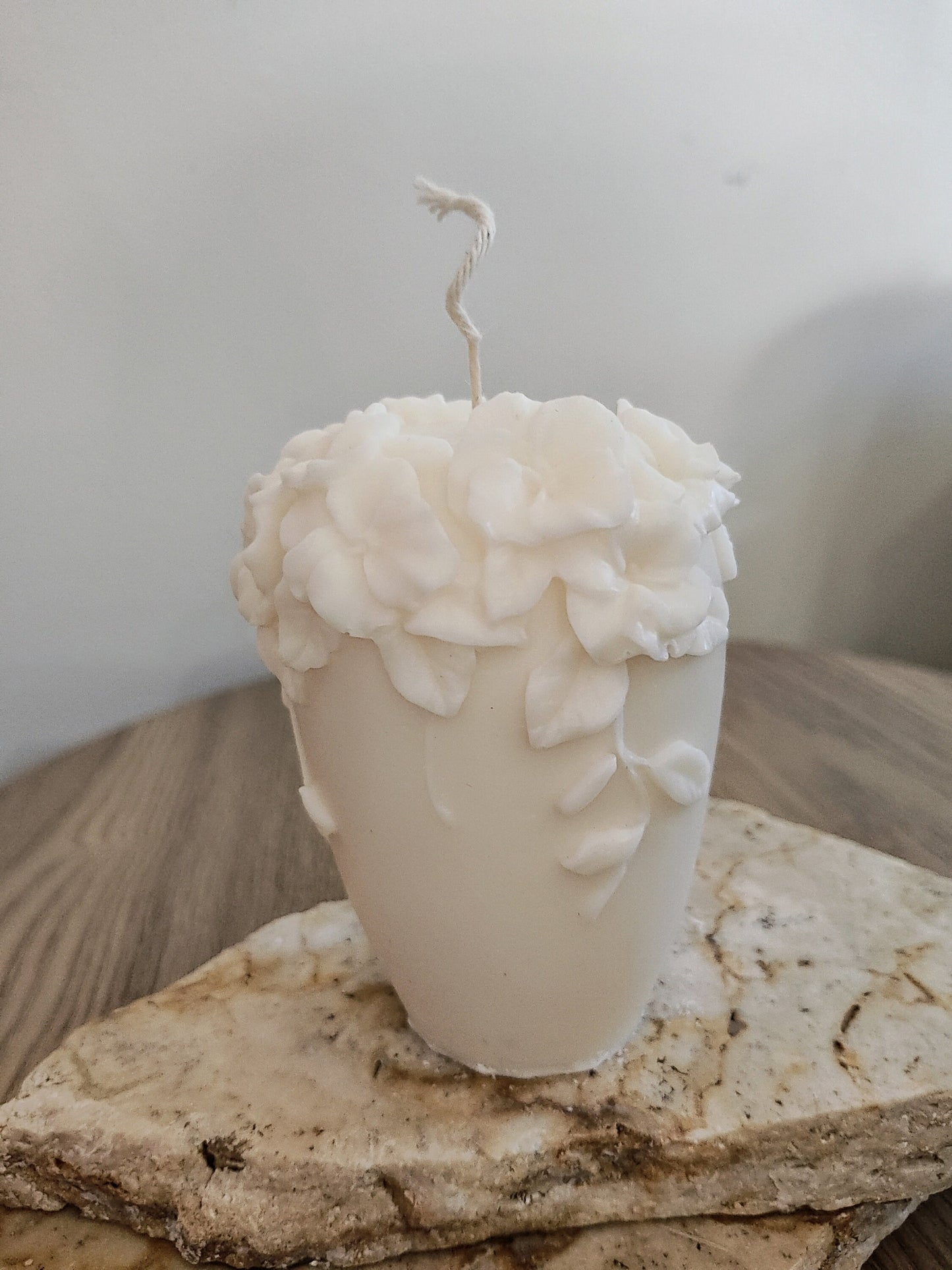 vine plant Pillar Candle Fleur bien