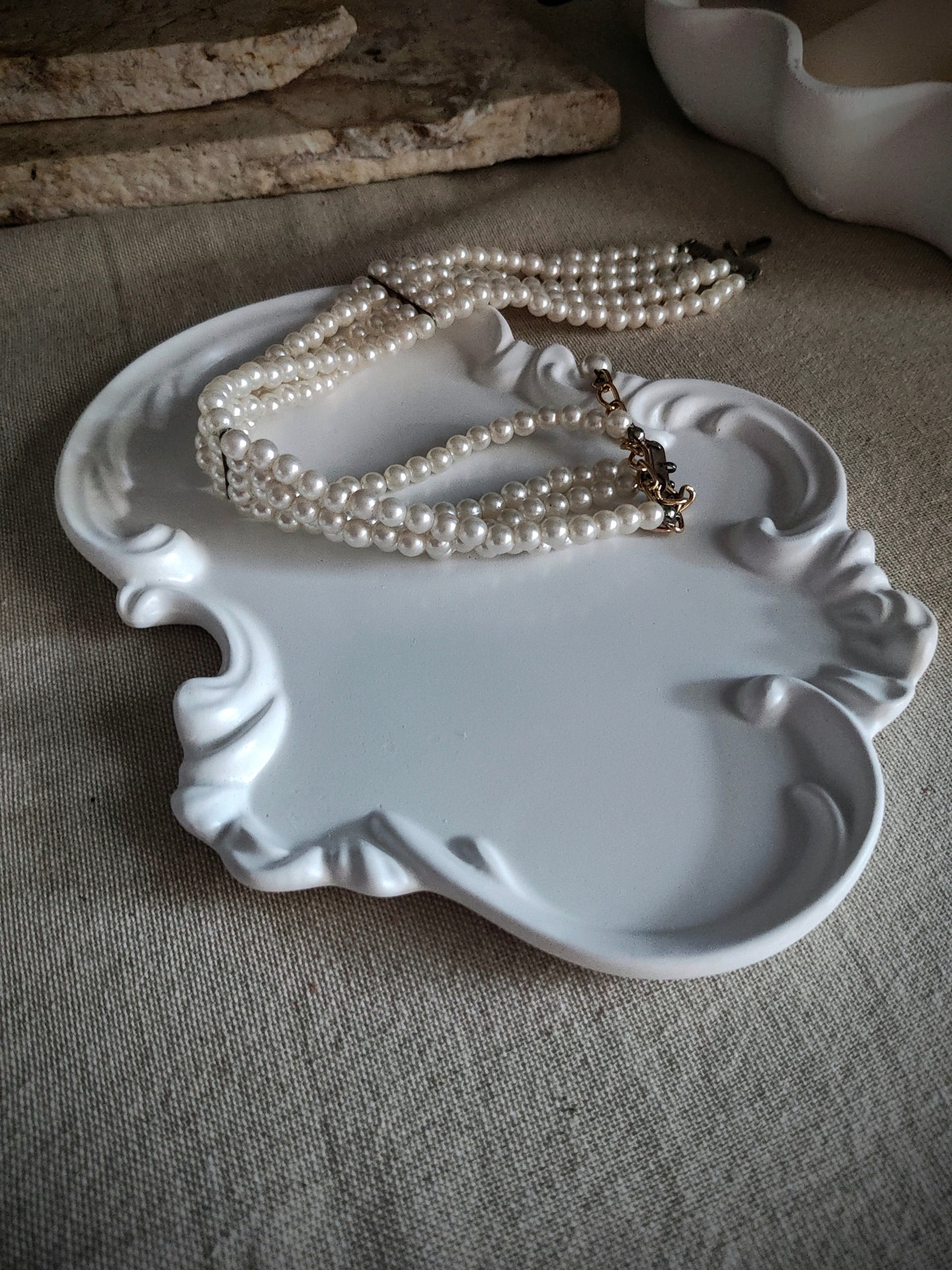 Vintage look coquette tray