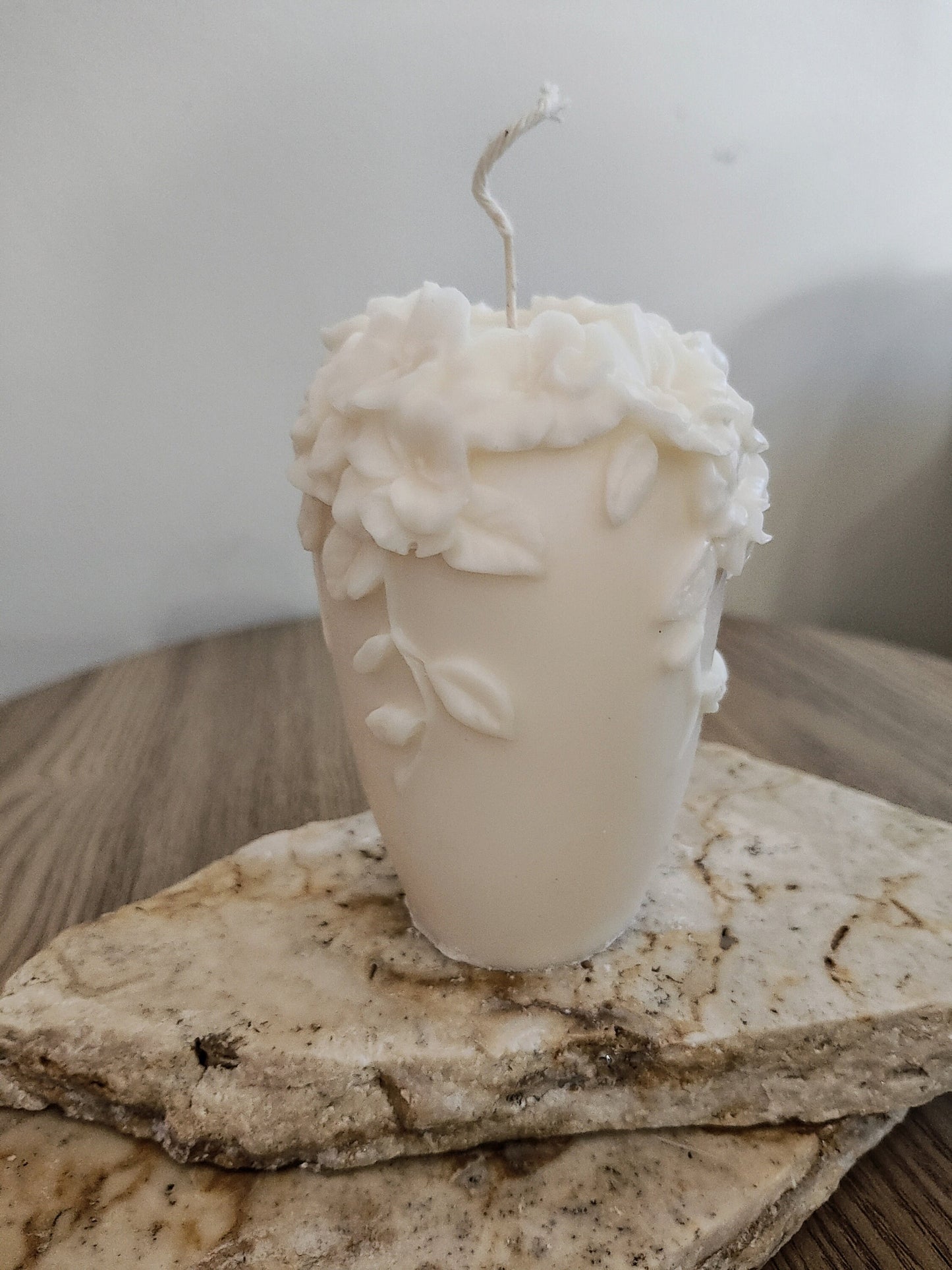 vine plant Pillar Candle Fleur bien