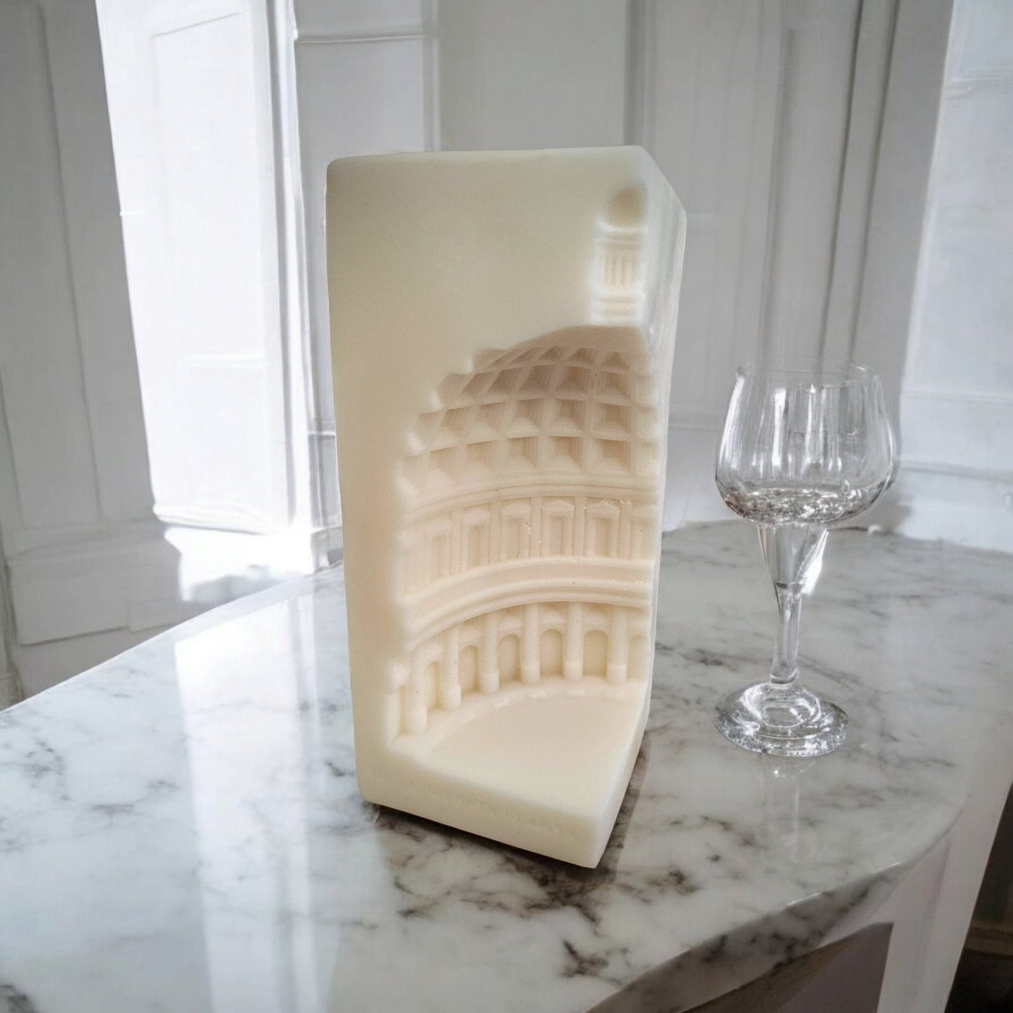 la grande salle Rome italy Pillar Candle