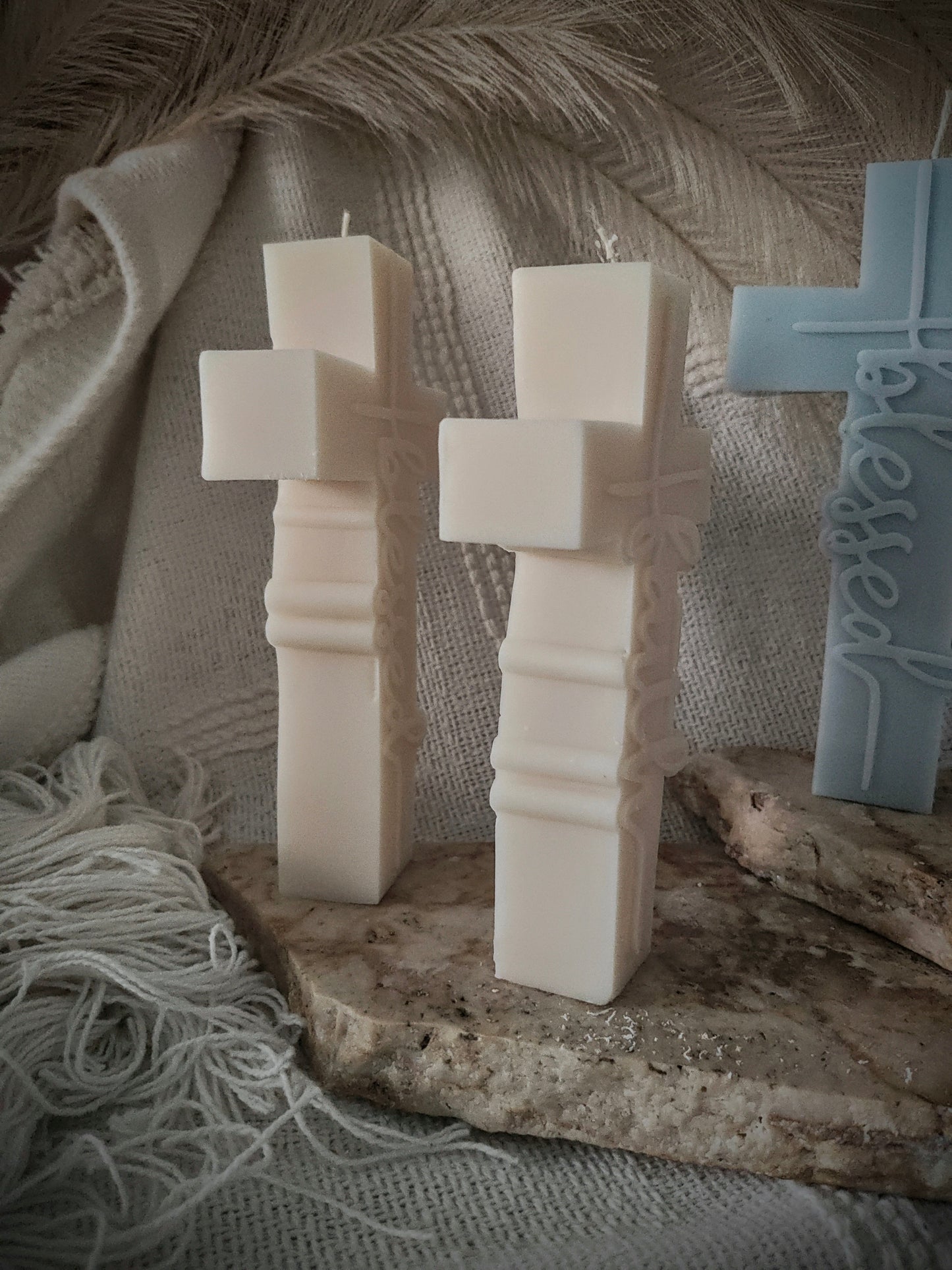 Cross candle