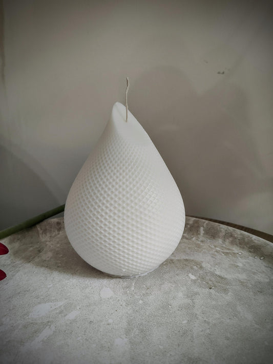 Tear drop mesh soy candle