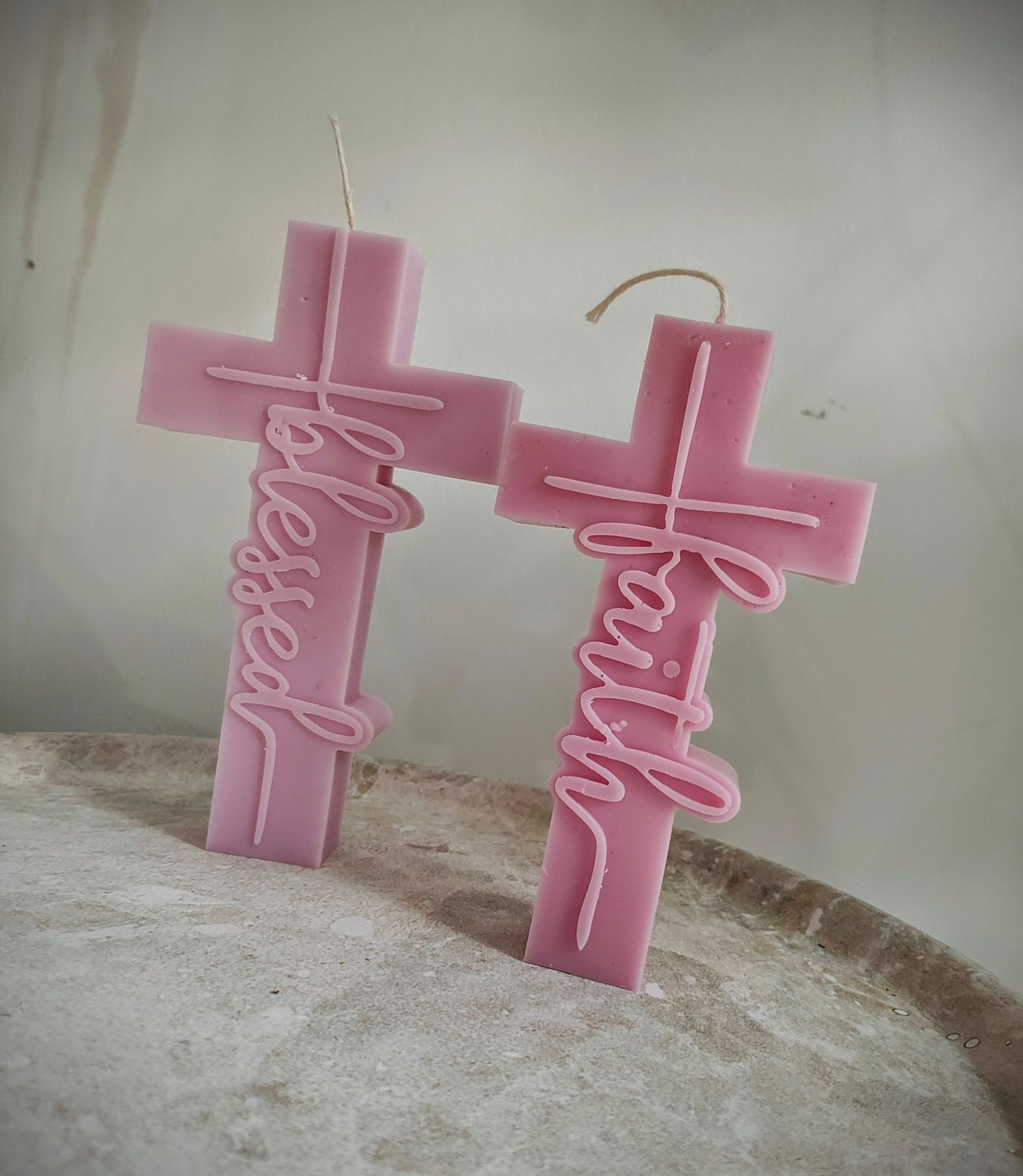 Cross candle